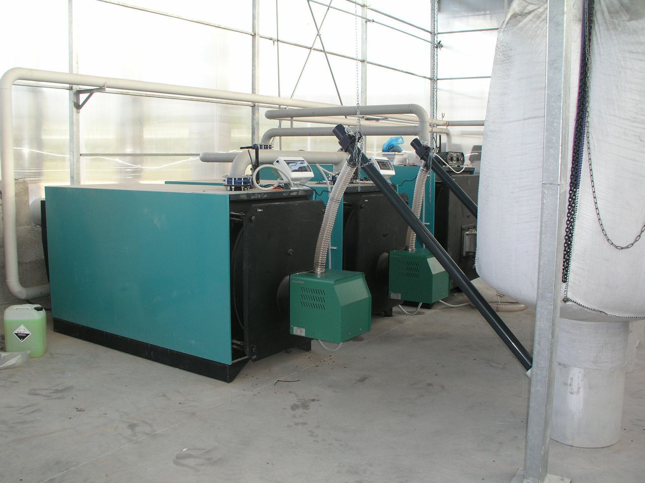 Pyro 250 Pro Installation of 2 Wood Pellet Burners in oil fired boiler in a greenhouse in Athens - Megatherm