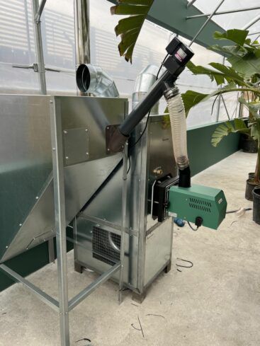 Установка котла воздушного отопления Notos в Горелки На Гранулах - Megatherm